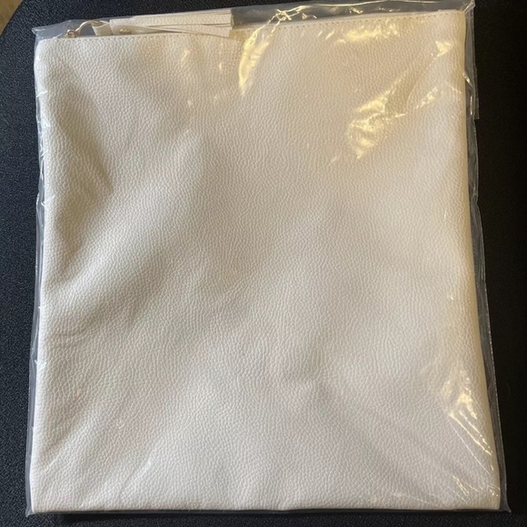 Rachel Miriam Eve clutch vegan leather - Picture 6 of 6